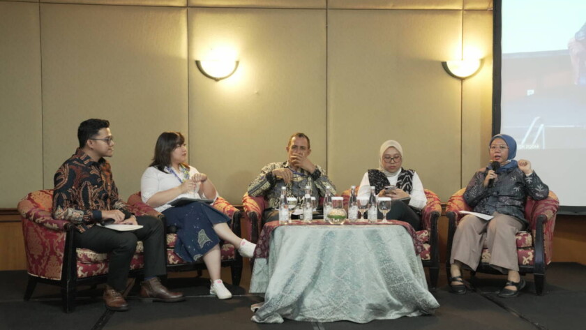 Diskusi UKM Hijau - Dekarbonisasi Industri