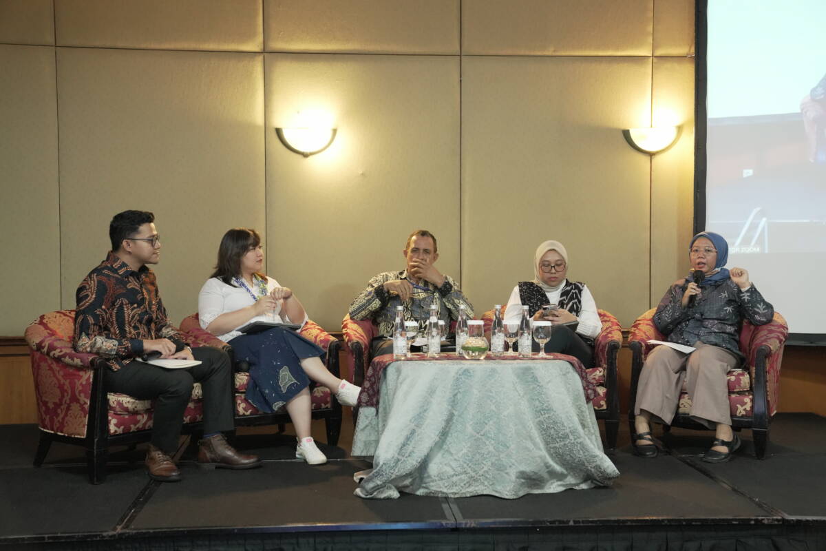 Diskusi UKM Hijau - Dekarbonisasi Industri