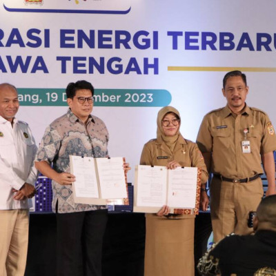 IESR meresmikan kerja sama dengan Dinas Penanaman Modal dan Pelayanan Terpadu Satu Pintu (DPMPTSP) Provinsi Jawa Tengah untuk mendorong investasi hijau dan khususnya energi terbarukan di Jawa Tengah.